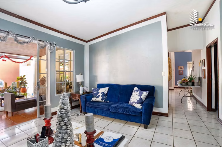  CASA EN VENTA EN VILLA FONTANA CON APARTAMENTO - LL