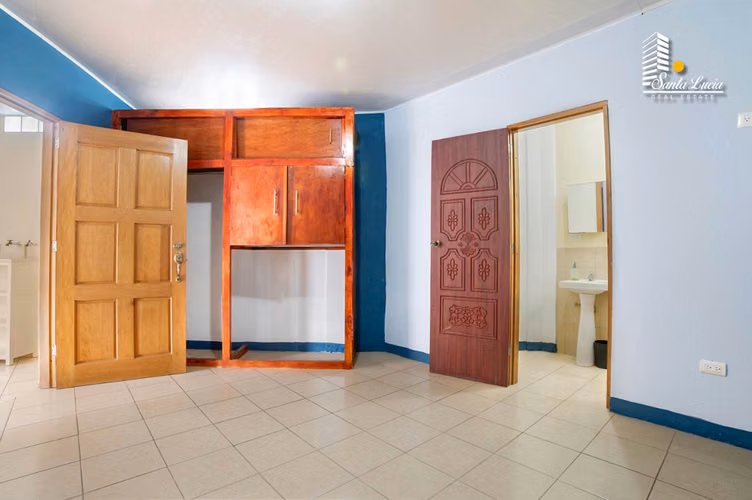  CASA EN VENTA EN VILLA FONTANA CON APARTAMENTO - LL