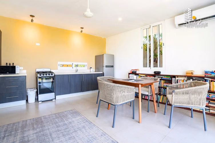 Casa de Lujo en Venta Camino a San Isidro de Bolas - LL