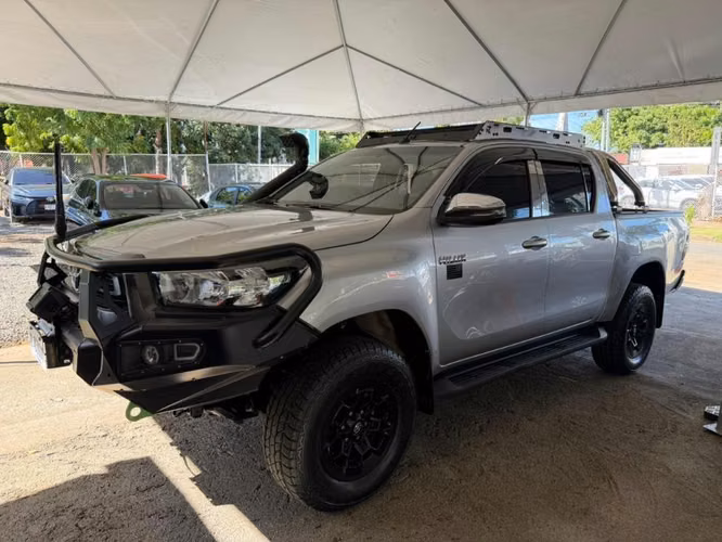 Toyota Hilux año 2021 - Imagen 3
