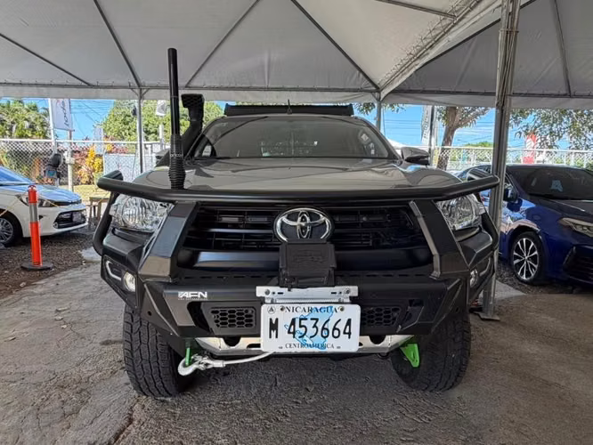 Toyota Hilux año 2021