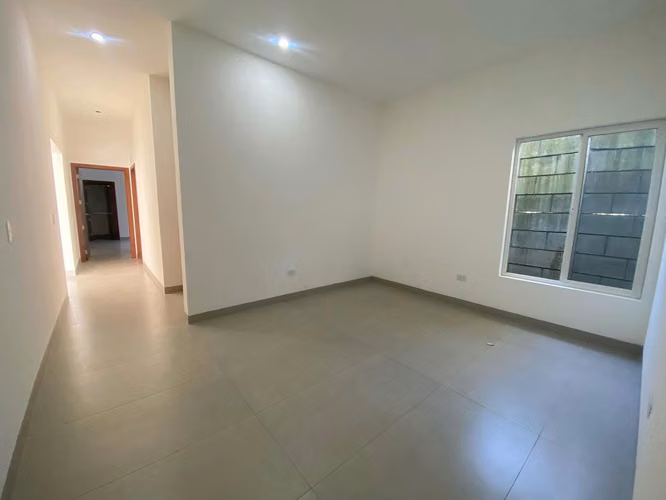 FH-Se Vende casa en los Obeliscos de Santo Domingo!