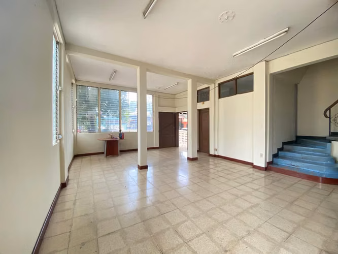 Venta de Propiedad esquinera en Montoya