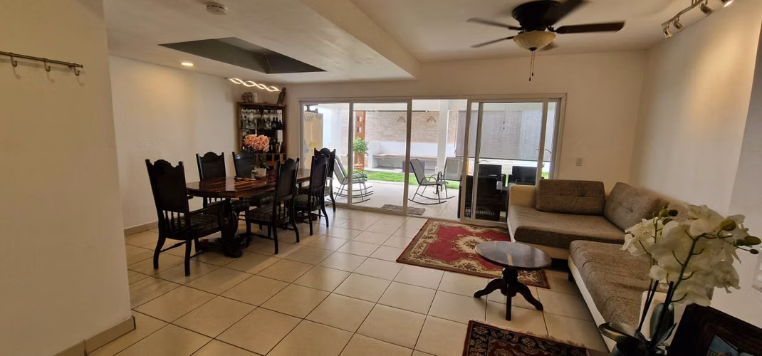 renta en las colinas dentro de condominio moderno - Imagen 6