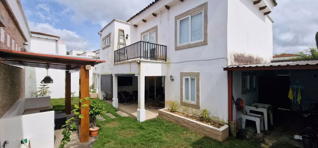 renta en las colinas dentro de condominio moderno - Imagen 5