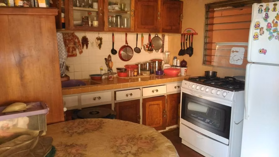 DIRIAMBA. SE VENDE CASA CENTRICA