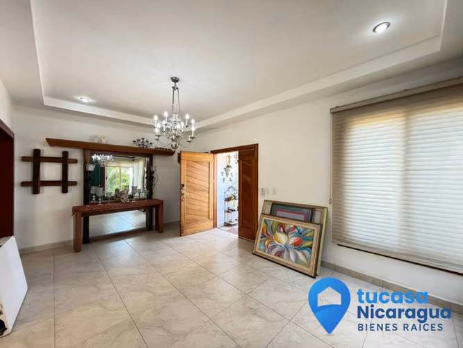 Casa en Renta en las Colinas Managua