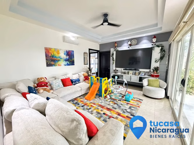 Rento Casa Moderna en las Colinas 5 habitaciones con 5 baños - Imagen 2