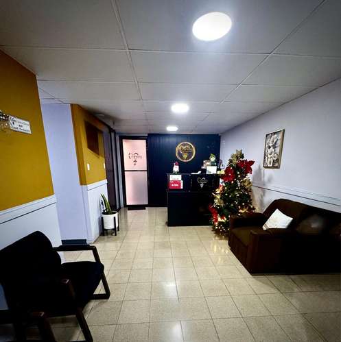 Casa amplia y bmuy bien ubicada en Altamira - Imagen 3
