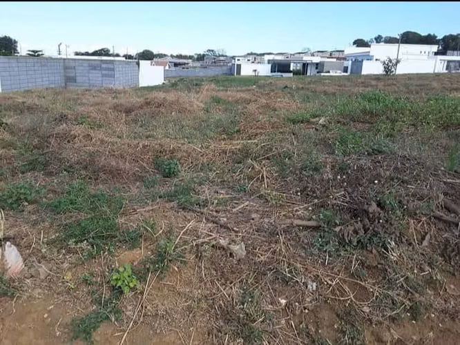 ¡Exclusivo lote en Condominio en Estancia de Santo Domingo!