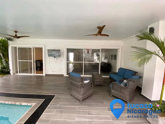 Rento Casa Amueblada con Piscina propia - Imagen 7