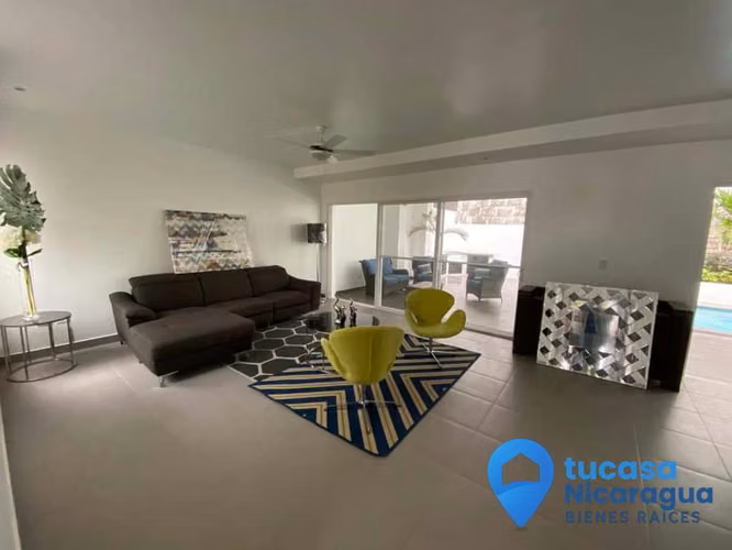 Rento Casa Amueblada con Piscina propia - Imagen 8
