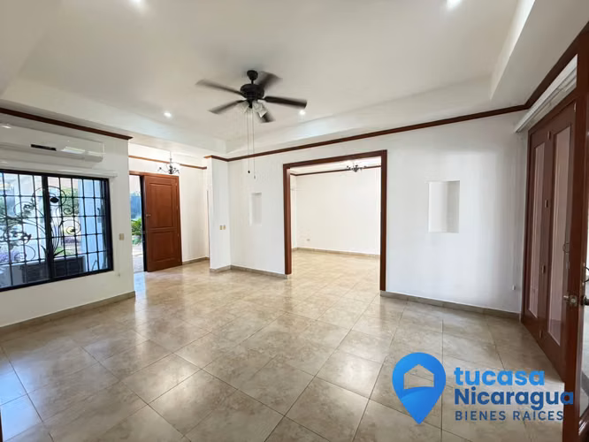 Rento Casa estilo Colonial Moderno en Santo Domingo - Imagen 2