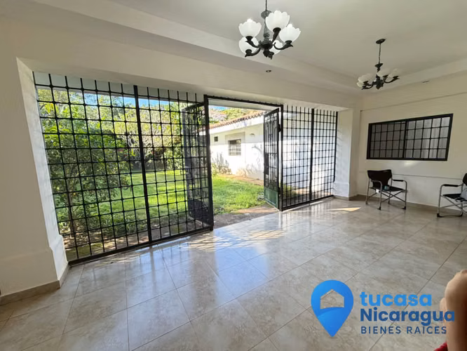 Rento Casa estilo Colonial Moderno en Santo Domingo - Imagen 18