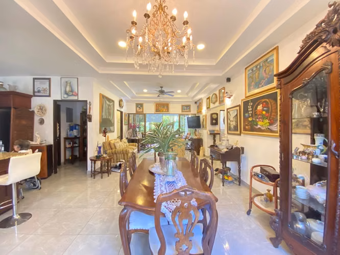 Venta de Moderna Casa en Diriamba | Reparto Regina