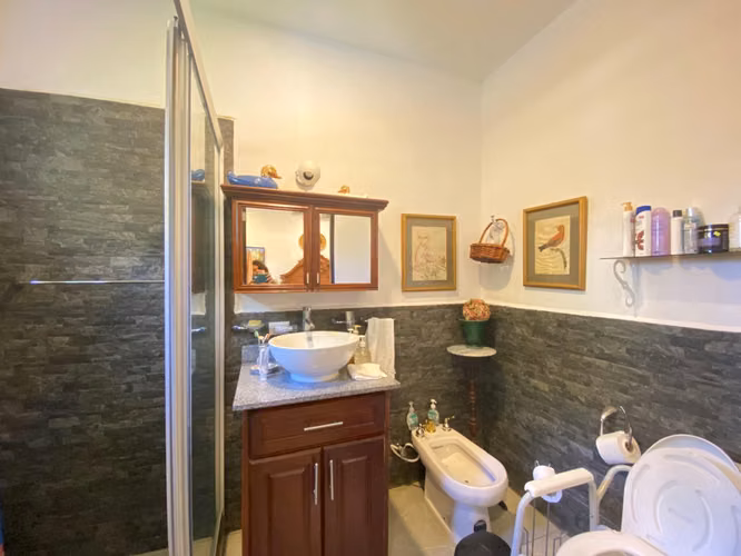 Venta de Moderna Casa en Diriamba | Reparto Regina
