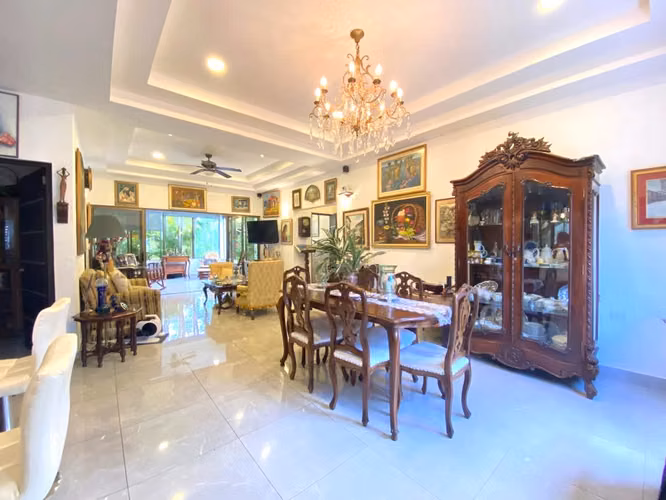 Venta de Moderna Casa en Diriamba | Reparto Regina