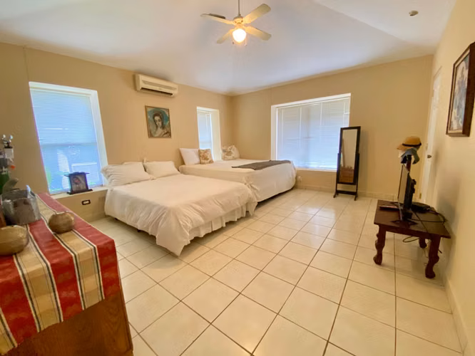 Venta de residencia de lujo en Reparto Montefresco Carretera Sur