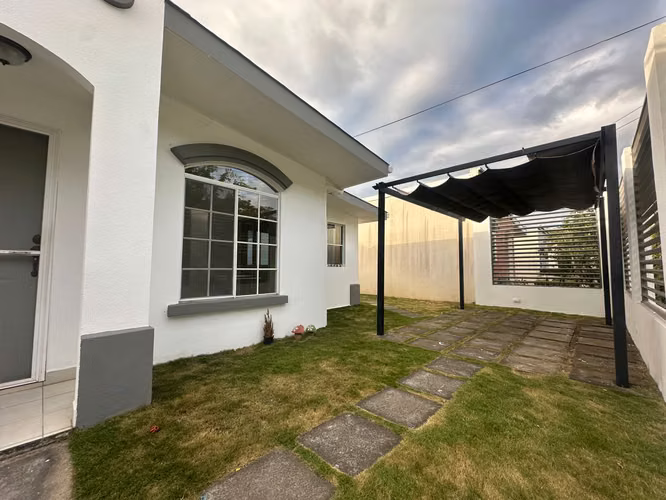 FH-Casa en Venta en Residencial Montecielo