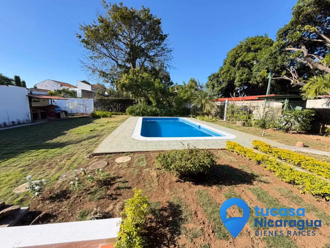 Casa en Renta Moderna con piscina propia - Imagen 4