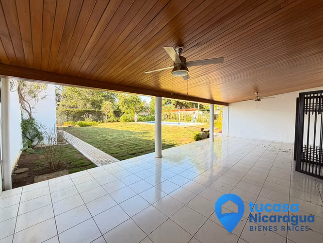 Casa en Renta Moderna con piscina propia - Imagen 9