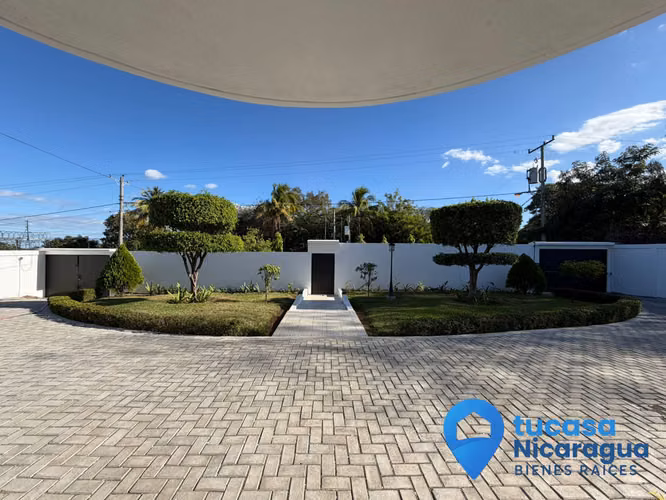 Casa en Renta Moderna con piscina propia - Imagen 14