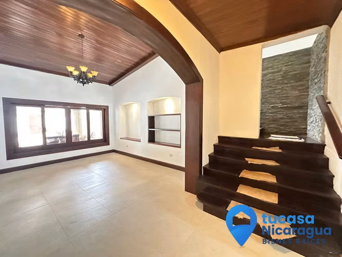 Rento Casa en Santo Domingo grande de 5 habitaciones - Imagen 3