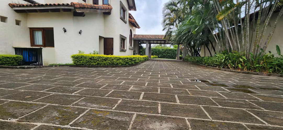 Preciosa Casa en Alquiler en La Estancia de Santo Domingo - Imagen 2