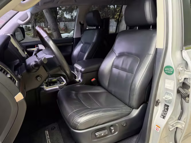 LAND CRUISER CORONELA - 2017