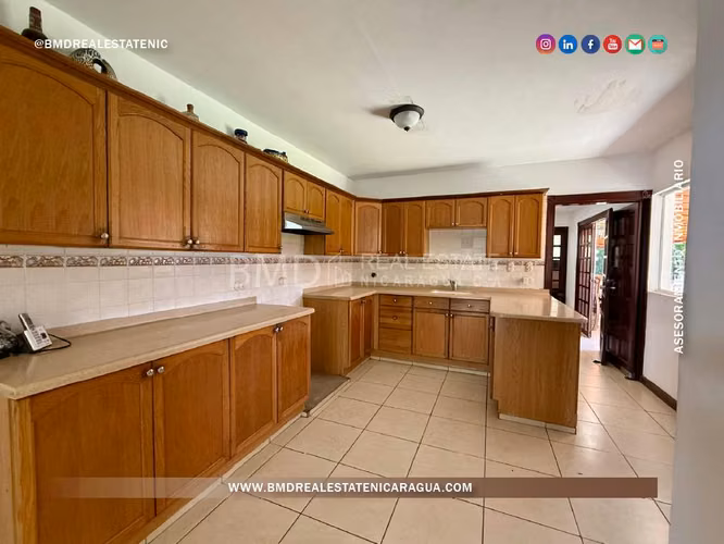 Venta de hermosa propiedad ubicada en condominio privado KG