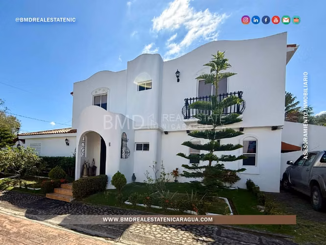 Venta de hermosa propiedad ubicada en condominio privado KG