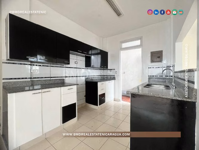 Renta de hermosa casa ubicada en Villa Fontana Sur KG - Imagen 2