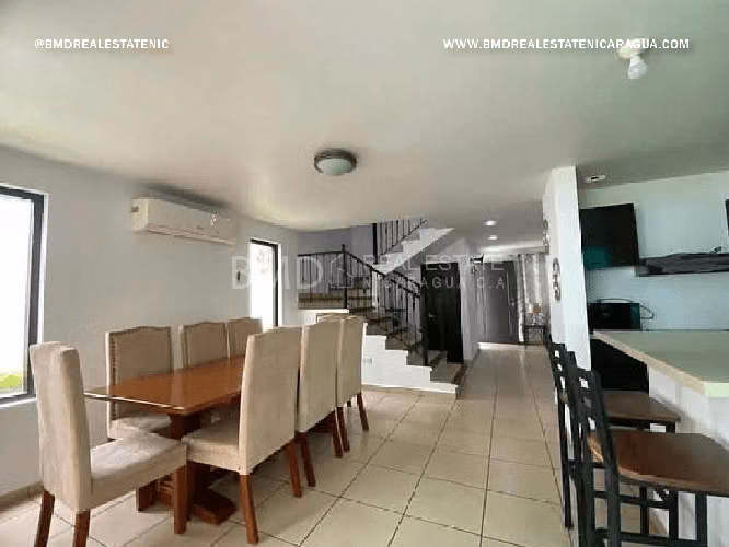Se vende o se renta hermosa casa ubicada en el exclusivo Condominio El Cortijo 5382