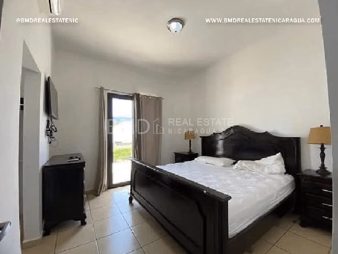 Se vende o se renta hermosa casa ubicada en el exclusivo Condominio El Cortijo 5382