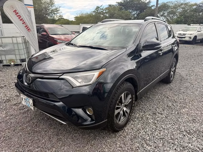 Toyota Rav4 XLE año 2018