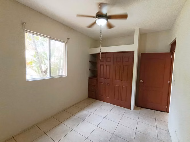 Te Vendo esta Casa en Residencial Palmetto km 15 Carretera a Masaya