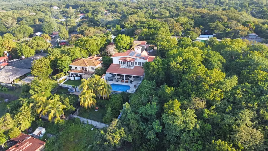 Eight Bedroom Beachfront Estate Mansion in Pochomil