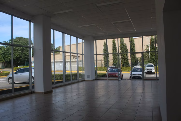 Renta de local comercial carretera a Masaya