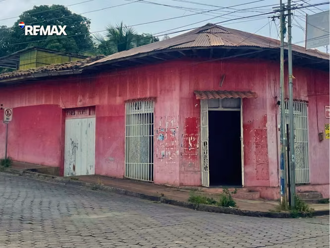 Casa Neocolonial en Ctra. a Masaya