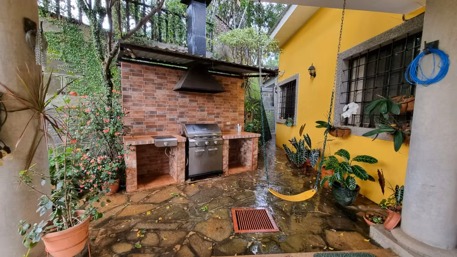 Linda casa en venta ubicada en Las Colinas