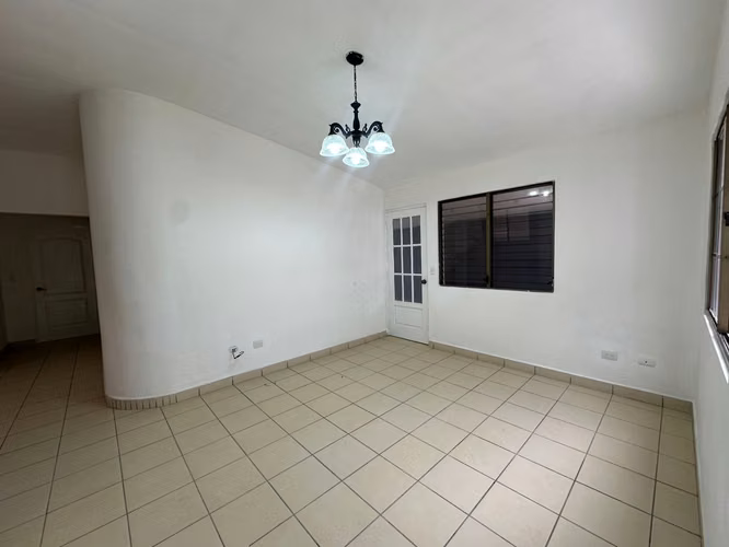 SE VENDE CASA EN VISTAS DE ESQUIPULAS - Imagen 9