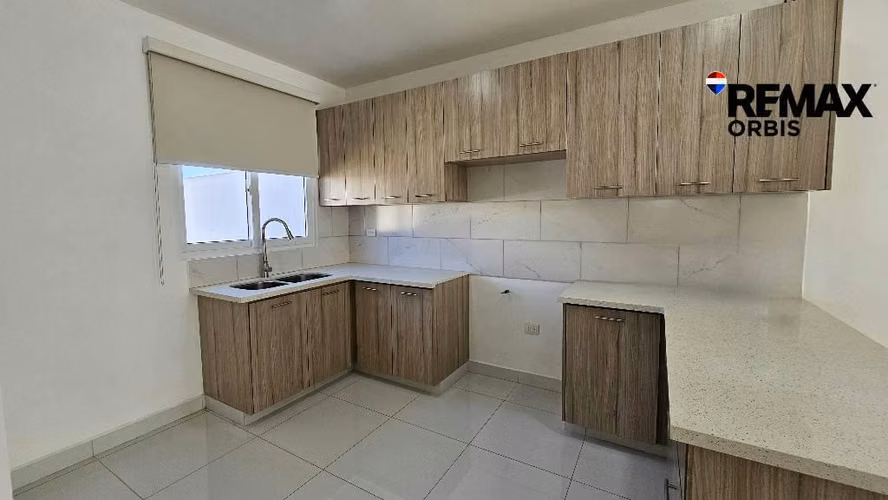 Casa en renta / Las Colinas