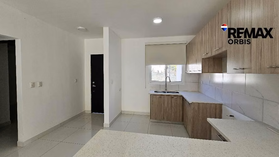 Casa en renta / Las Colinas - Imagen 3