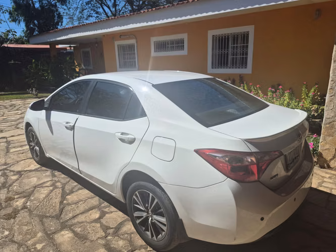 Toyota Corolla 2017/8 - Imagen 4