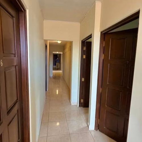  Edificio en venta – Bolonia,  $370,000