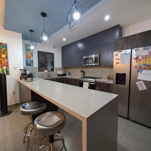 Casa Moderna en Venta – Carretera Sur FP