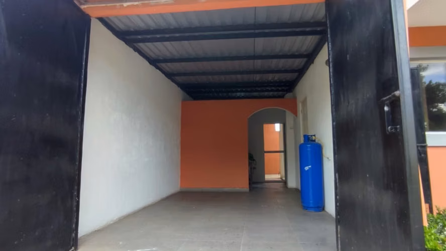 EN VENTA HERMOSA CASA EN ALTOS DE LAS BRISAS - SB