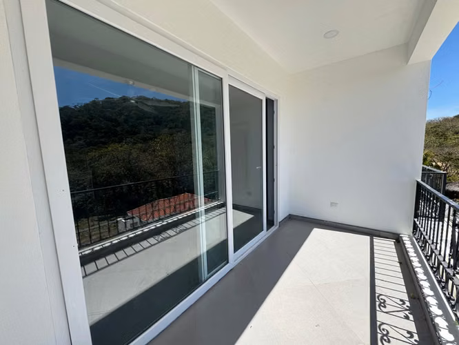 Apartamentos de 2 Habitaciones con Vista al Mar, Playa Remanso - Imagen 8