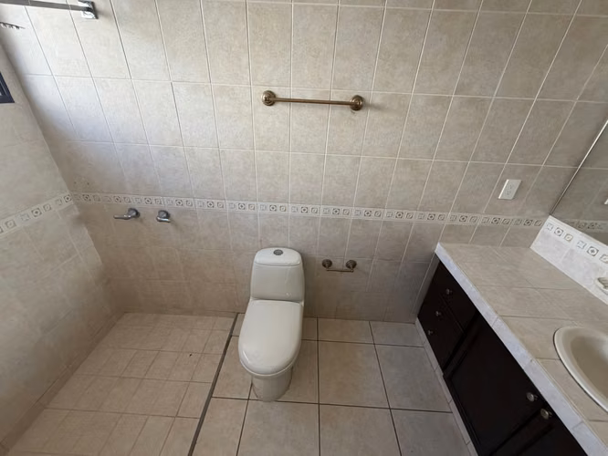 Rento casa con piscina en carretera Masaya - Imagen 11