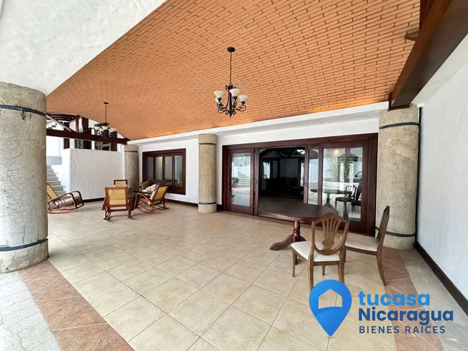 Rento Casa de Lujo en Santo Domingo con piscina - Imagen 9